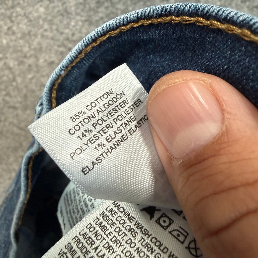 Lucky Brand 110 Slim Jeans Mens 34x30 Blue Stretch Denim Casual Classic Everyday - Picture 9 of 10